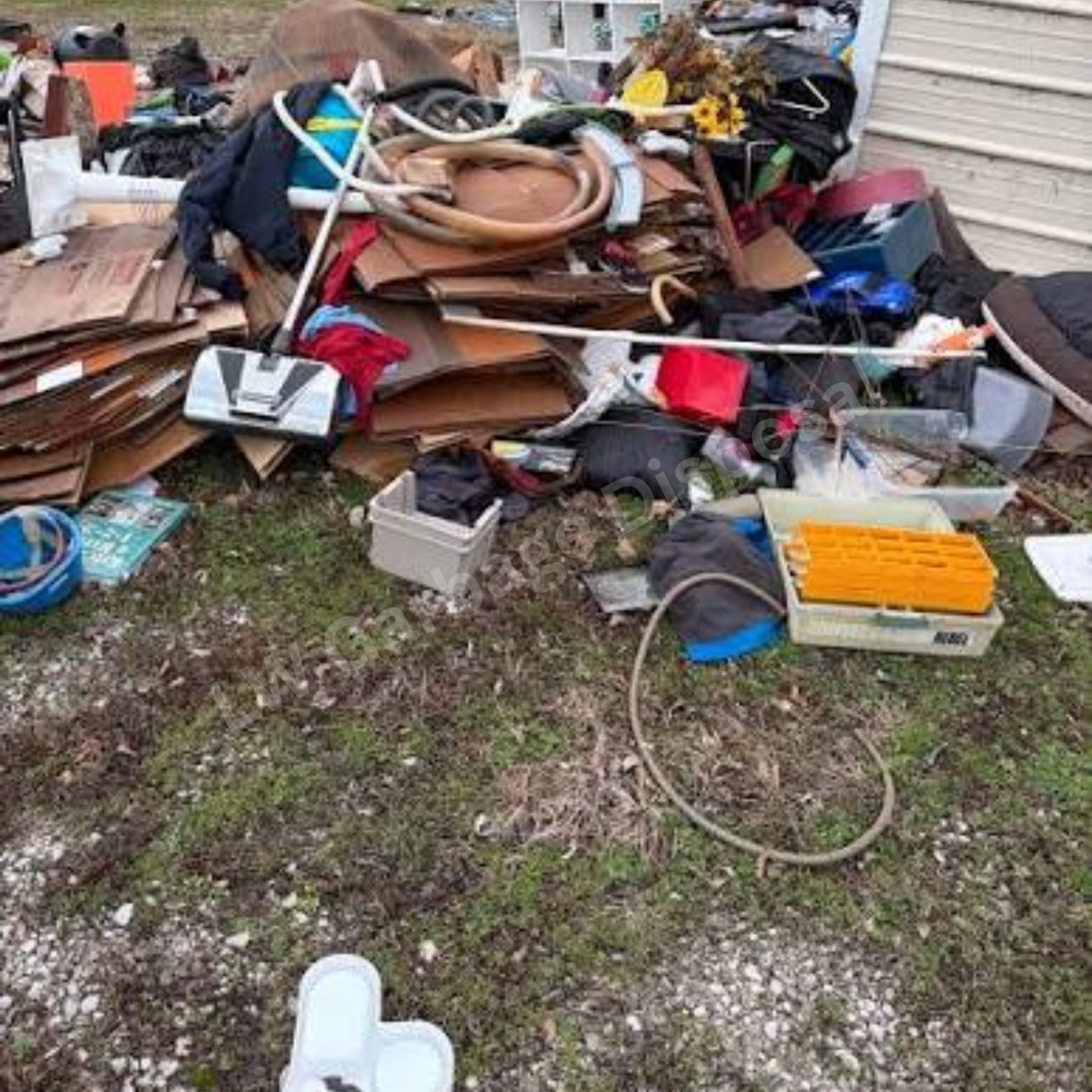 Junk Removal in Laguna Woods, CA by LW Garbage Disposal